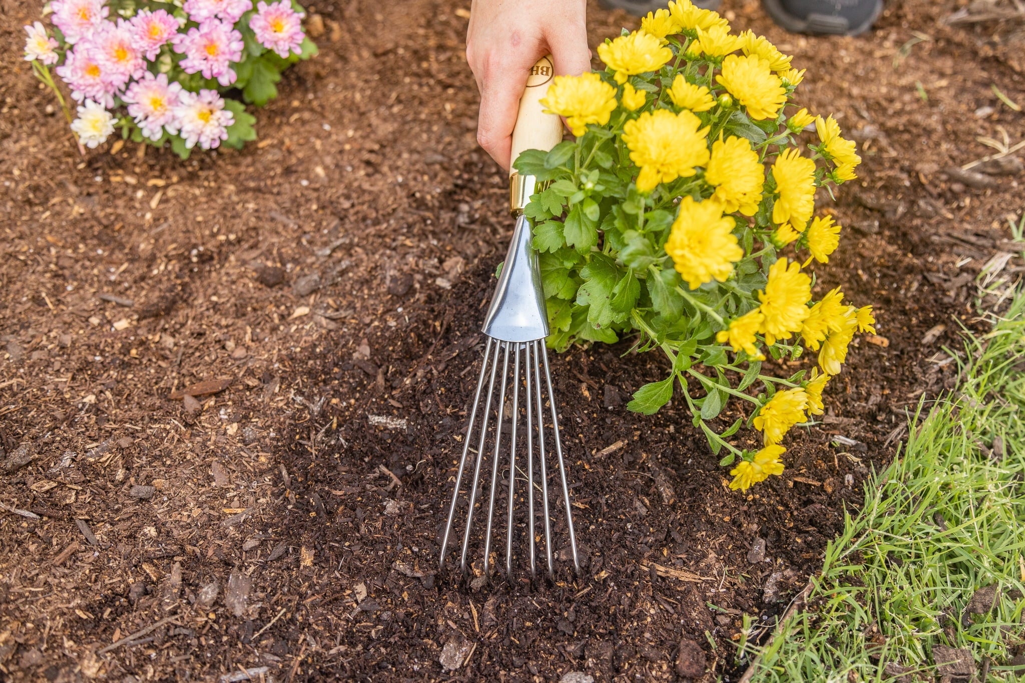 Better Homes & Gardens, 9-Piece Stainless Steel Gardening Tool Set - Image 5