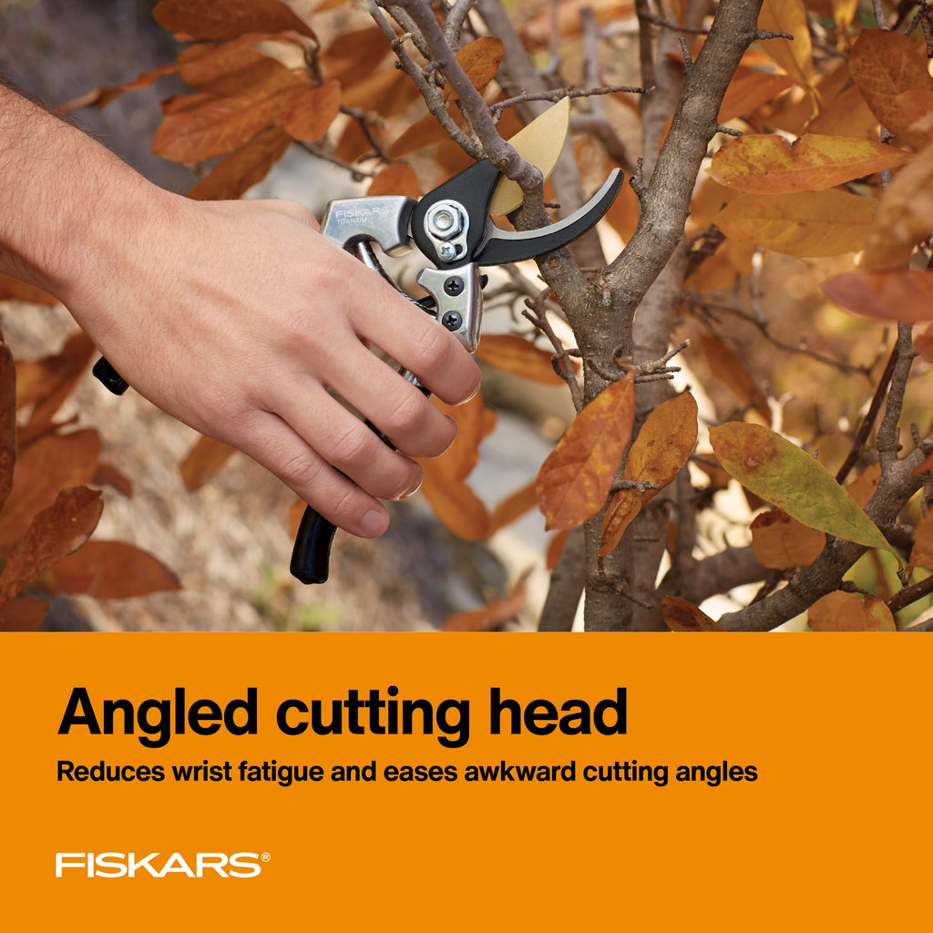 1 in. Titanium Coated Steel Blade Bypass Hand Pruner - Image 3