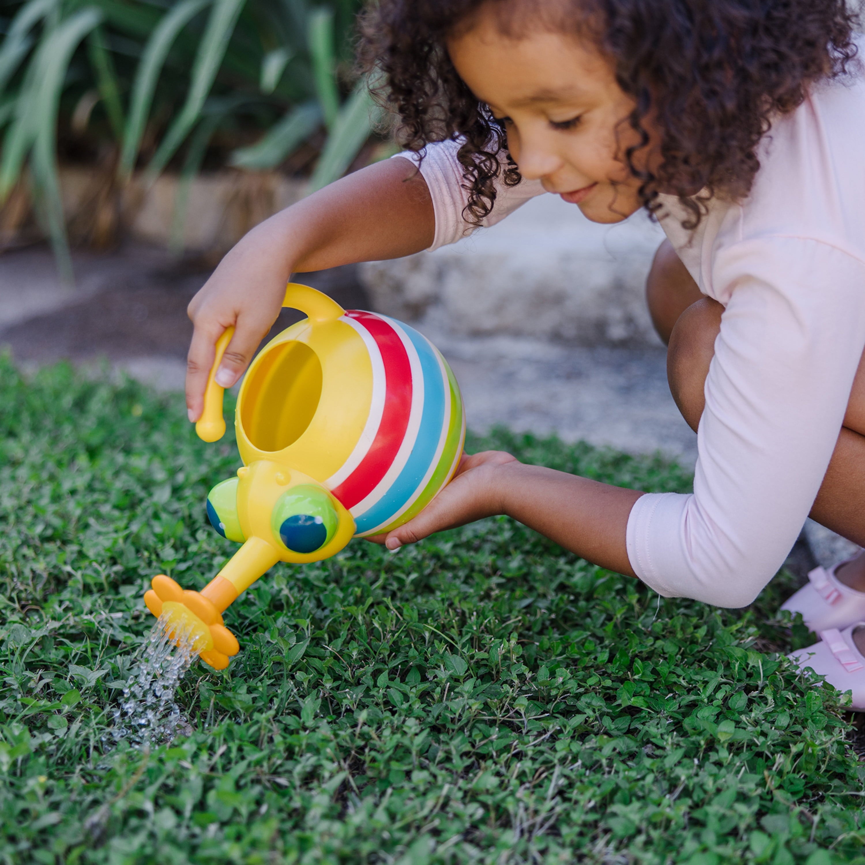 Melissa & Doug Sunny Patch Giddy Buggy Watering Can With Flower-Shaped Spout - Image 2