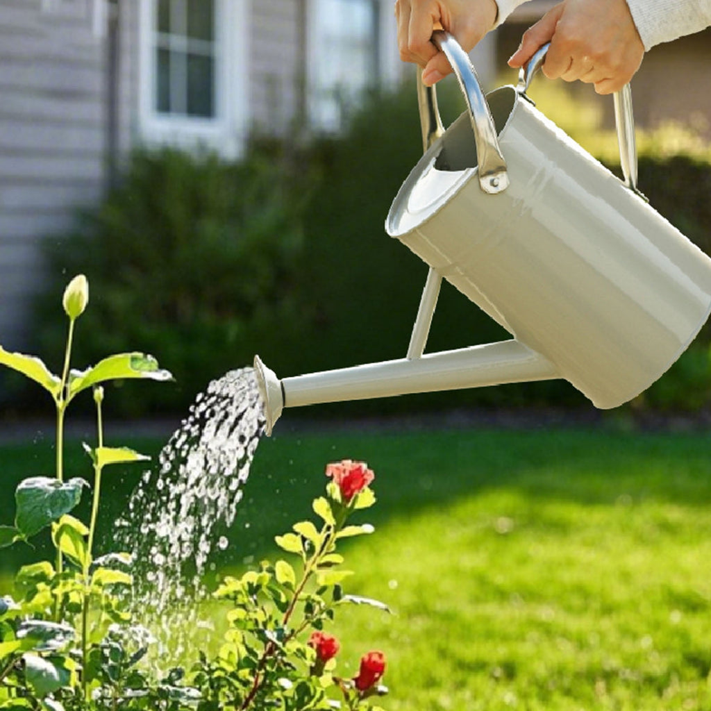 Industrial 5L Capacity Metal Watering Can Heavy Gauges Iron Comfortable Angled Spout Garden Irrigation Solution - Image 2