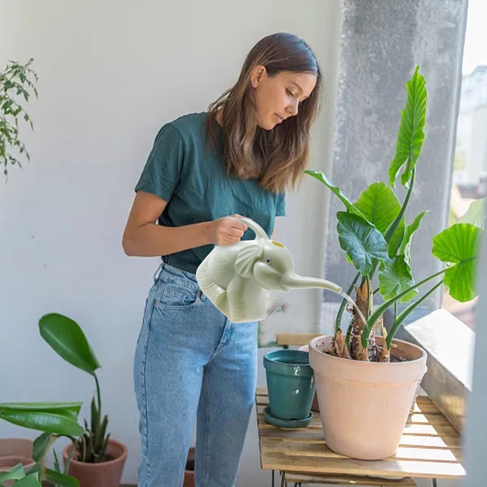 1 Gallon Elephant Watering Can Patio Watering Bottle Pot Jug Home Garden Lawn Creative Gardening Tool Plastic Elephan...