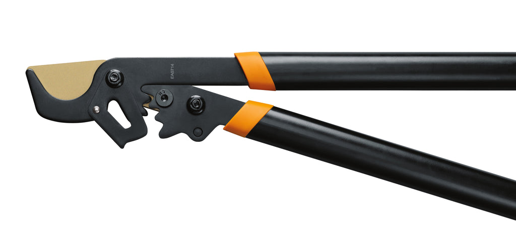 Fiskars PowerGear2 Titanium Tree Trimming Lopper 32" Long 3.9 lbs., 2" Cut Capacity, Black - Image 4