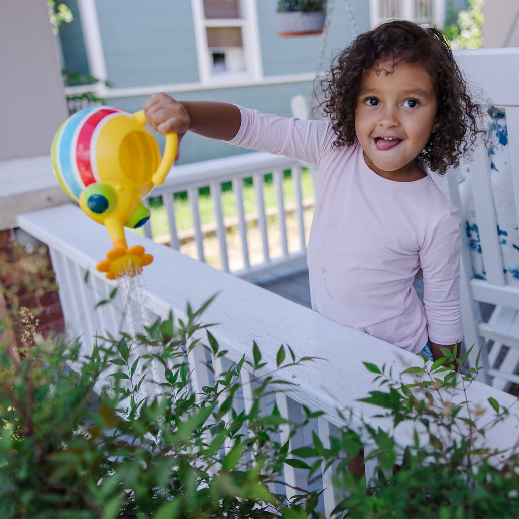 Melissa & Doug Sunny Patch Giddy Buggy Watering Can With Flower-Shaped Spout - Image 5