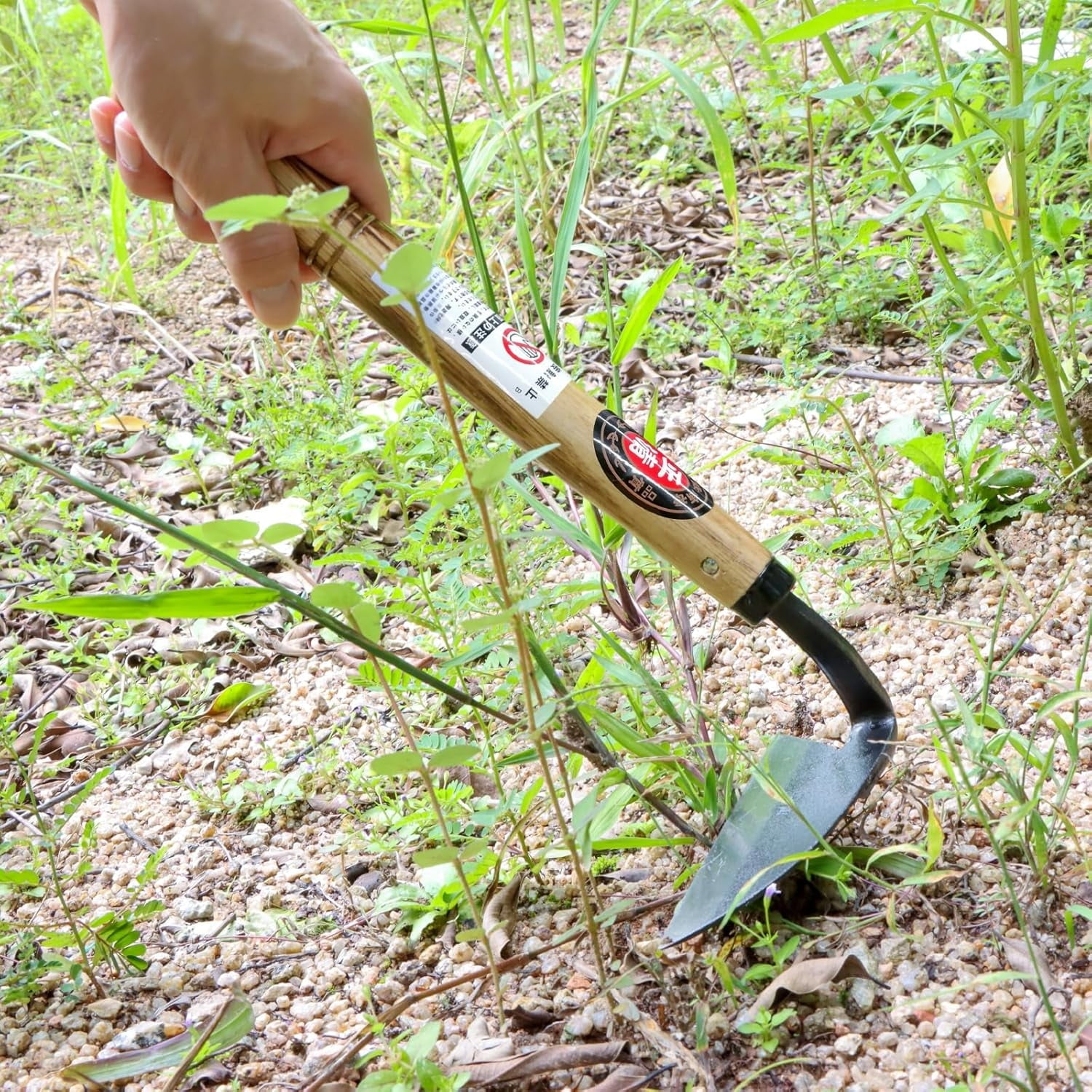 Kana Hoe 217 Japanese Garden Tool - Hand Hoe/Sickle is Perfect for Weeding and Cultivating. The Blade Edge is Very Sharp. (Left-Handed) - Image 3