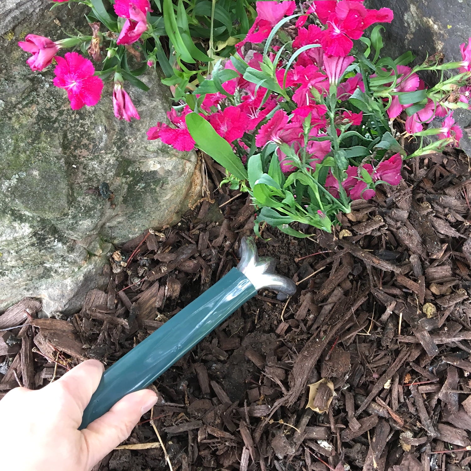 Tierra Garden Trake - Combination Trowel and Rake Garden Hand Tool - Image 4